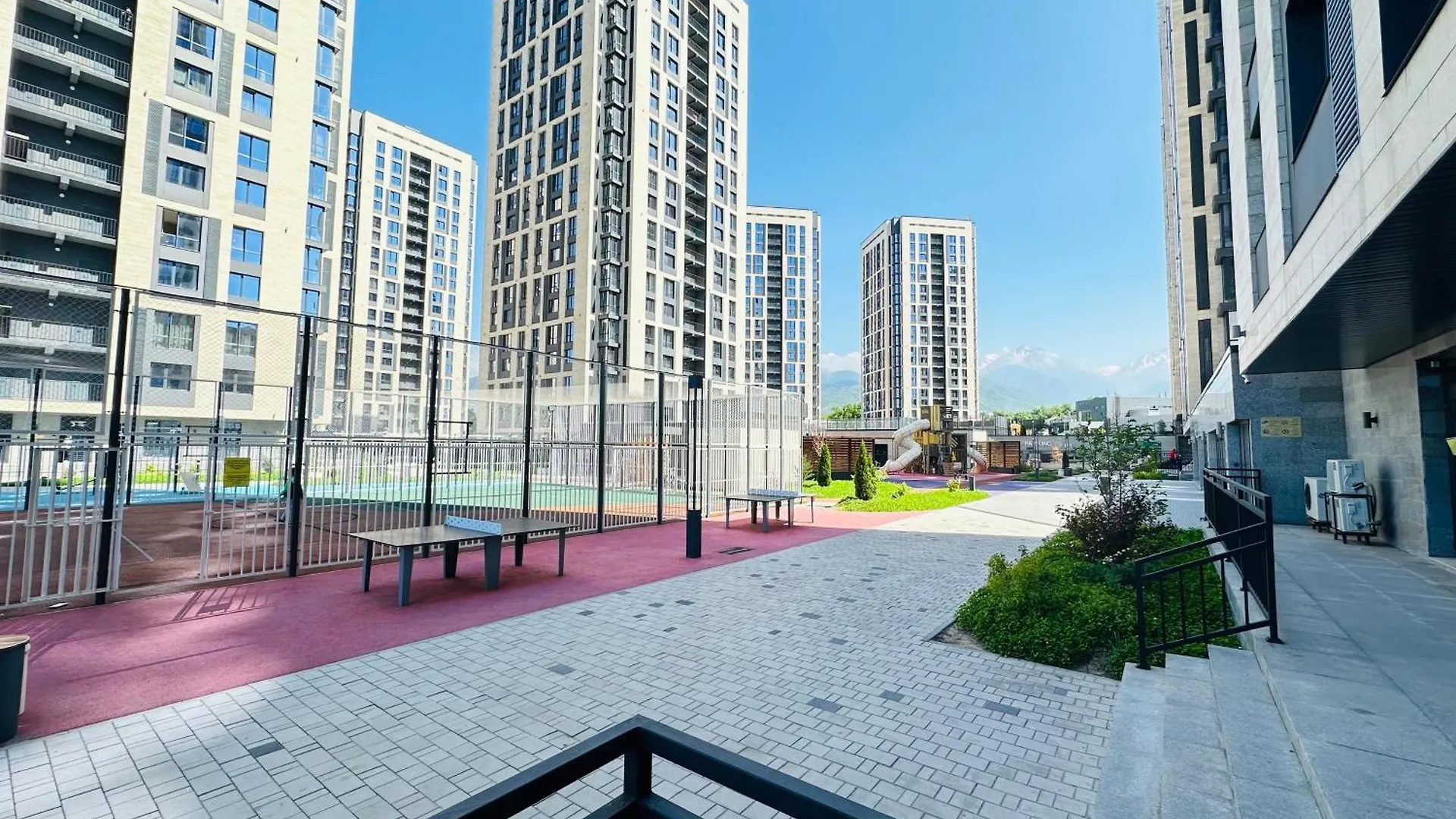 Comfort City Almaty 0*,